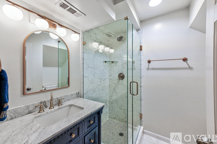 1369 East Rock Springs Road Northeast 2 Beds Townhouse for Rent - Photo gallery 4