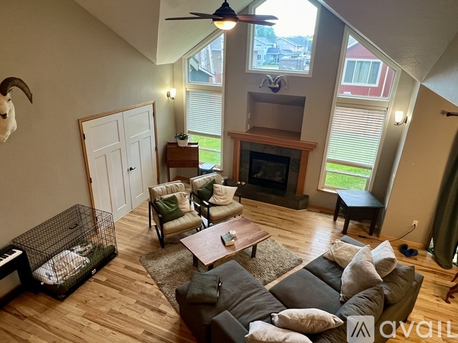 16221 Stephan Valley Drive 4 Beds Single Family Home for Rent - Photo gallery 2