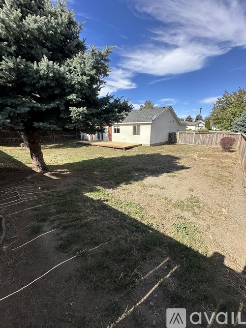 1850 W Canfield Ave 3 Beds Single Family Home for Rent - Photo gallery 2