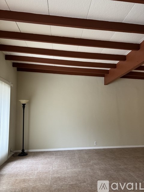 1322 South Hesperian Street 3 Beds Apartment for Rent
