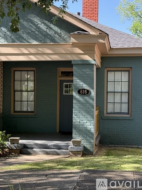 616-618 Martha Street 2 Beds Apartment for Rent