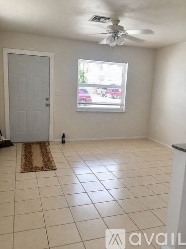 4004 Mindi Ave 2 Beds Apartment for Rent - Photo gallery 3