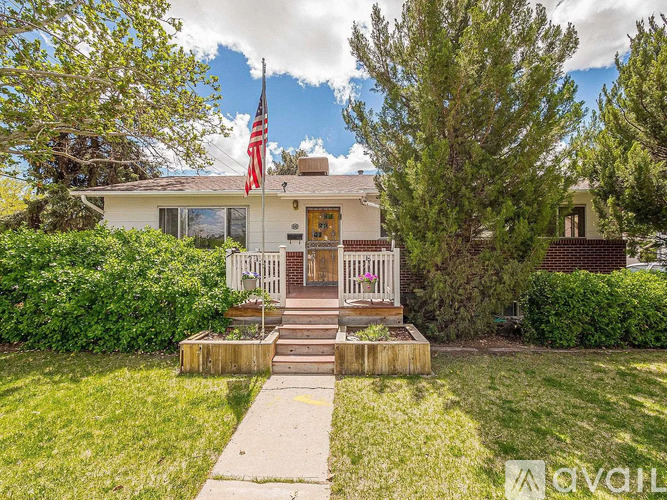 2233 Hall Avenue 1 Apartment for Rent - Photo gallery 2