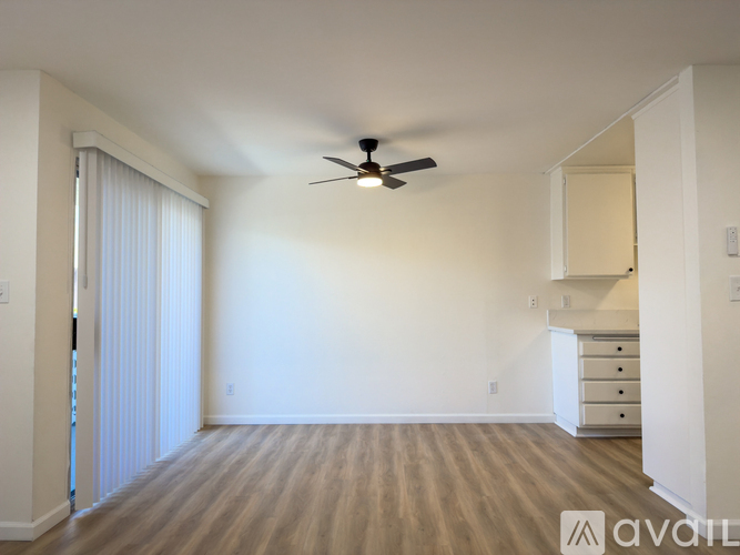 10140 Mountair Ave 1 Apartment for Rent - Photo gallery 5