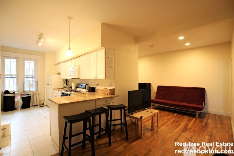1868 Commonwealth Ave 2 Beds Apartment for Rent - Photo gallery 1