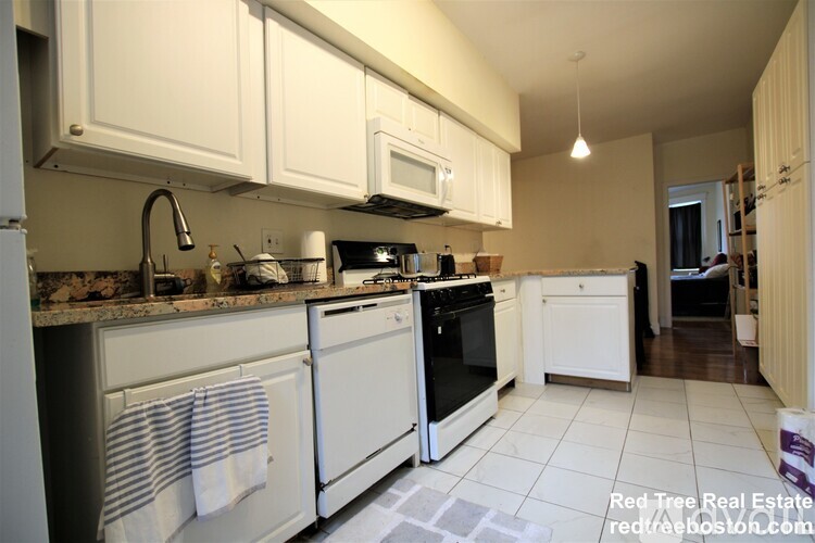 1868 Commonwealth Ave 2 Beds Apartment for Rent - Photo gallery 3