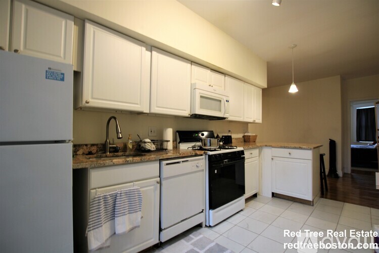 1868 Commonwealth Ave 2 Beds Apartment for Rent - Photo gallery 4