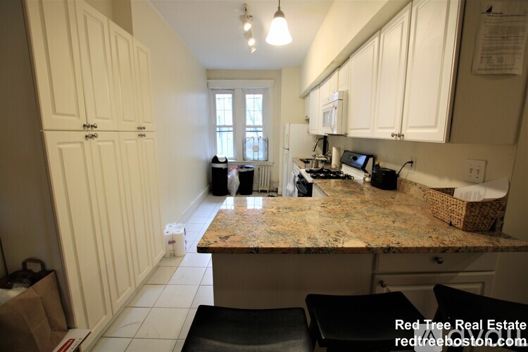 1868 Commonwealth Ave 2 Beds Apartment for Rent - Photo gallery 5