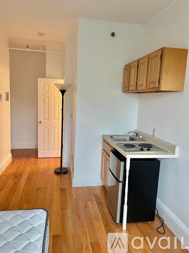 1061 Beacon St Studio Apartment for Rent - Photo gallery 3