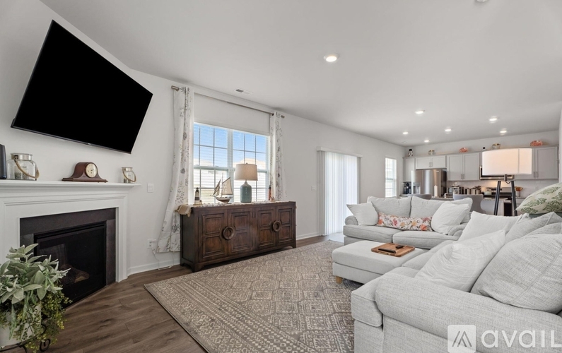 2406 Westwood Avenue West 3 Beds Single Family Home for Rent - Photo gallery 3