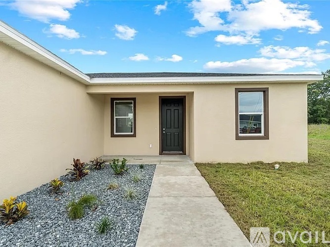 13066 Southwest 104th Street 3 Beds Single Family Home for Rent - Photo gallery 2