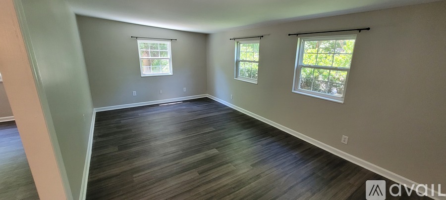 3712 Atlas St 4 Beds Single Family Home for Rent - Photo gallery 3