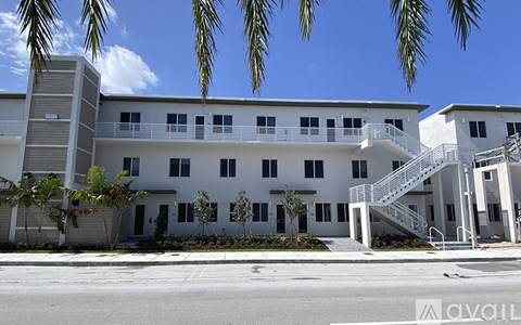 10270 NW 66Th St 3 Beds Apartment for Rent