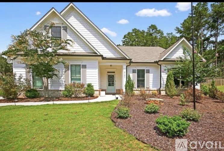 2121 Charmond Drive 3 Beds Single Family Home for Rent - Photo gallery 1