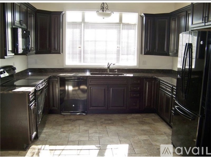 401 Darlington Ct Dr 3 Beds Townhouse for Rent - Photo gallery 4
