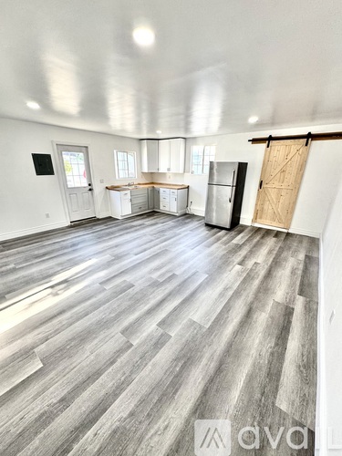 525 Sycamore Place Studio Apartment for Rent - Photo gallery 1