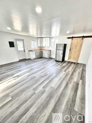 525 Sycamore Place Studio Apartment for Rent