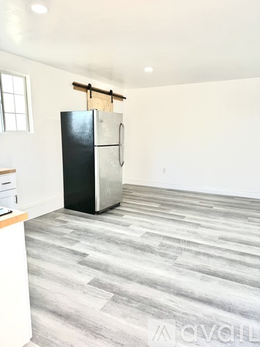 525 Sycamore Place Studio Apartment for Rent - Photo gallery 2