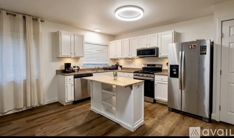 113 Medicine Rock 4 Beds Apartment for Rent