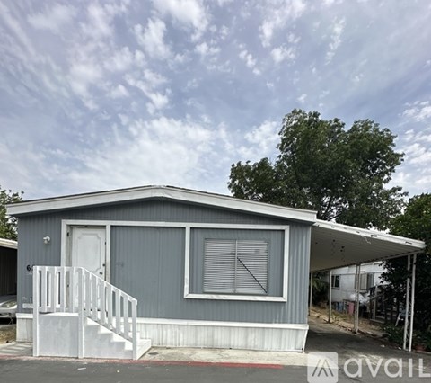 62 Willa St 3 Beds Apartment for Rent