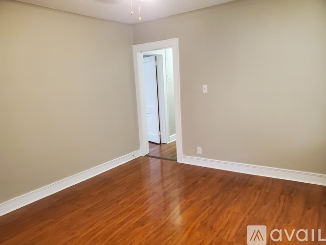 15 Westervelt Pl 3 Beds Apartment for Rent - Photo gallery 4