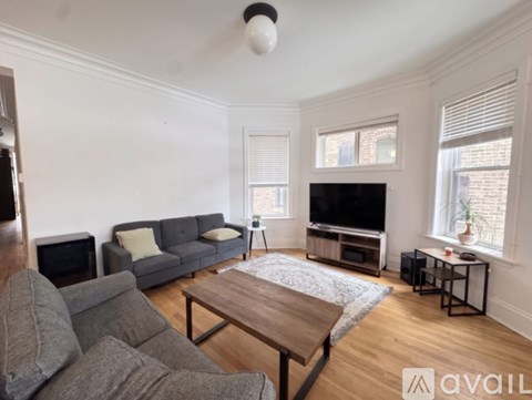 834 W Waveland Ave 3 Beds Apartment for Rent