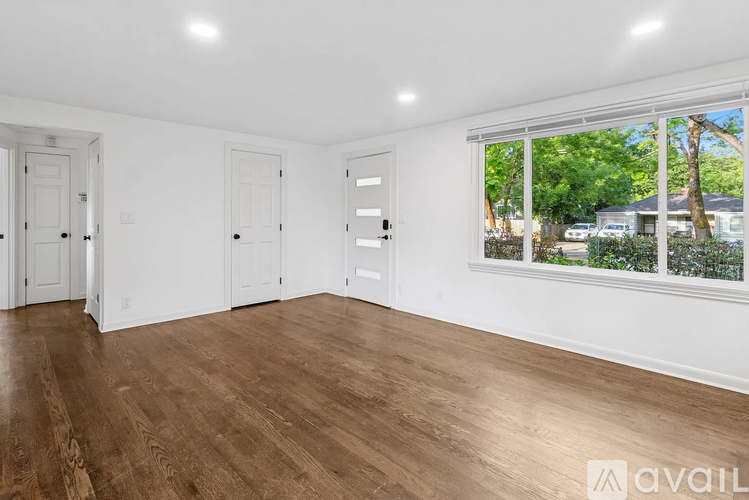 11019 35th Avenue Northeast 2 Beds Apartment for Rent - Photo gallery 4