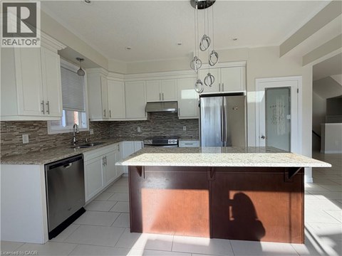 603 SUNDEW Drive 4 Beds Apartment for Rent