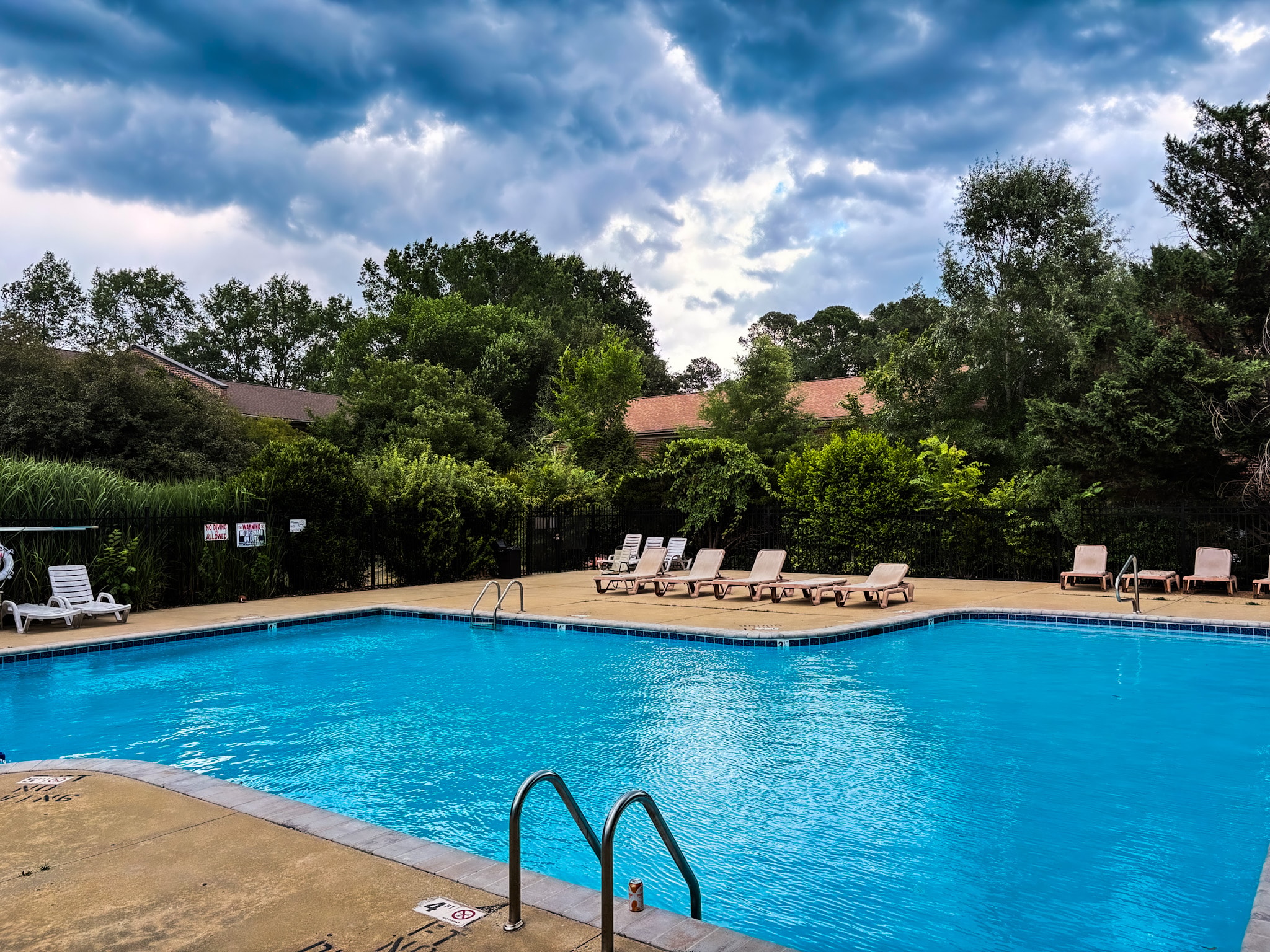 Apt A27 2 Beds House for Rent - Photo gallery 2