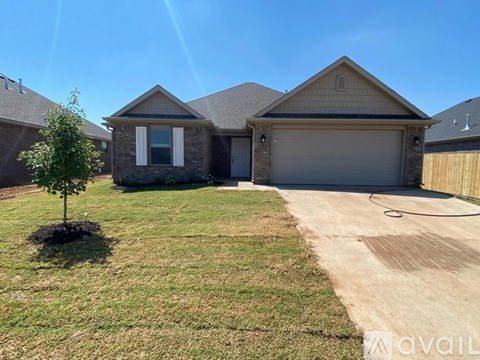 727 Quartzite Avenue 3 Beds Apartment for Rent