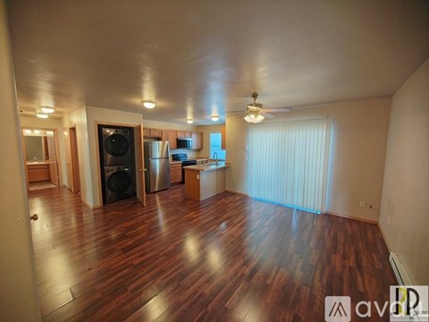 605 Schley Ave 3 Beds Apartment for Rent