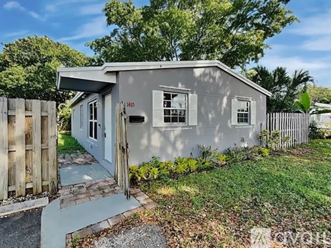 1411 N 70Th Ter 3 Beds Apartment for Rent