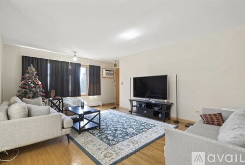1123 N Northwest HWY 3 Beds Apartment for Rent