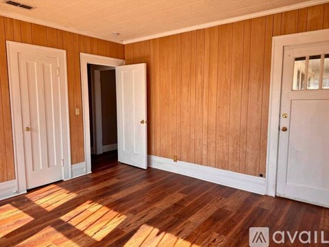 1710 Monroe St 2 Beds Apartment for Rent