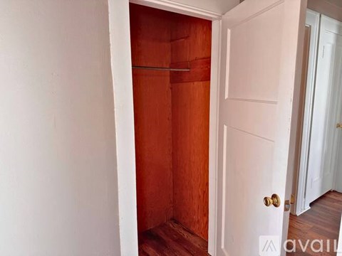 1710 Monroe St 2 Beds Apartment for Rent