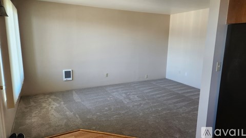 614 6Th Avenue North 1 Apartment for Rent