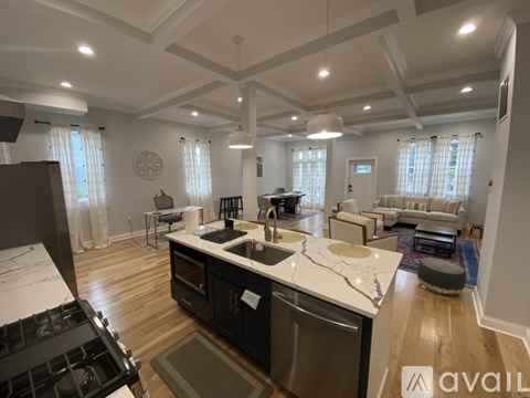 2912 Grindon Avenue 5 Beds Apartment for Rent