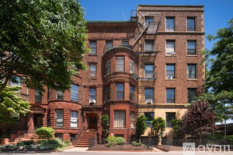 7 Bay State Rd 2 Beds Apartment for Rent