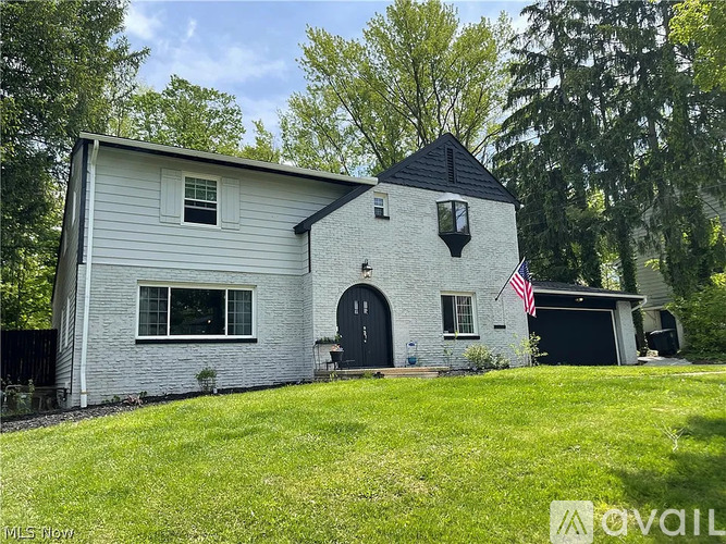 607 Castle Boulevard 5 Beds Single Family Home for Rent - Photo gallery 1