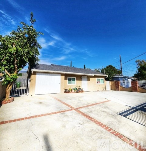 12478 Norris Avenue 4 Beds Apartment for Rent