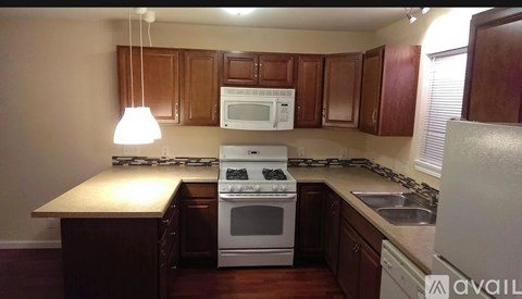 5105 Leralynn Street (Unit B) 2 Beds Apartment for Rent