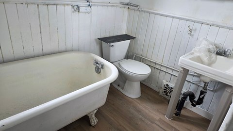1/2 2 Beds Apartment for Rent