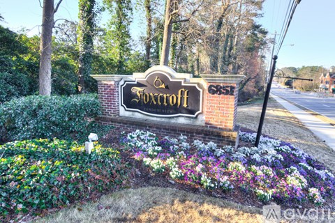 6851 Roswell Road Northeast 3 Beds Apartment for Rent