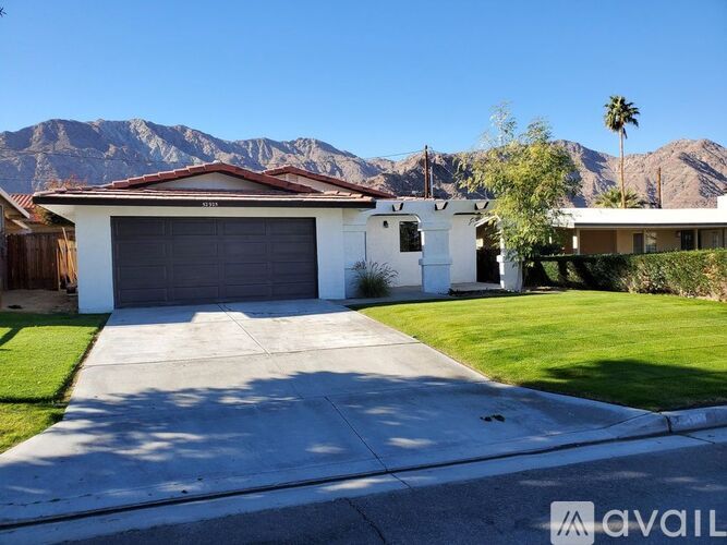 52925 Avenue Vallejo 3 Beds Single Family Home for Rent - Photo gallery 2