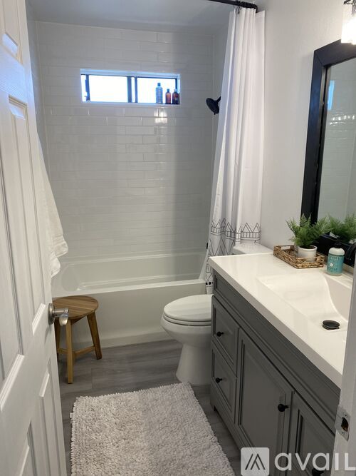 52925 Avenue Vallejo 3 Beds Single Family Home for Rent - Photo gallery 3