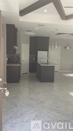 2611 Primrose Avenue 2 Beds Apartment for Rent - Photo gallery 3