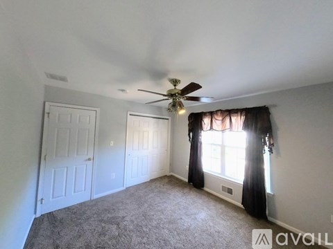 26 Dickerson Lane 3 Beds Apartment for Rent
