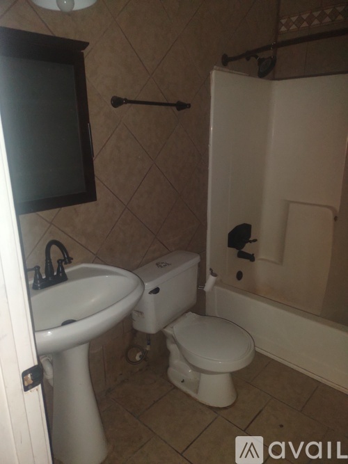 1605 Wilder Place 2 Beds Single Family Home for Rent - Photo gallery 2