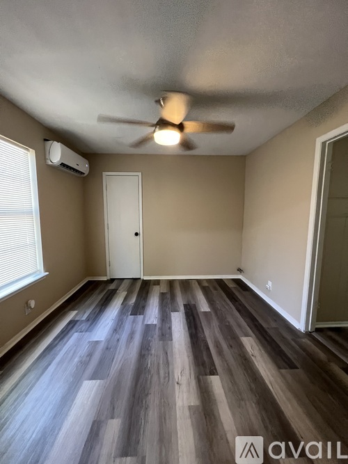 1411 Avenue C 3 Beds Single Family Home for Rent - Photo gallery 5