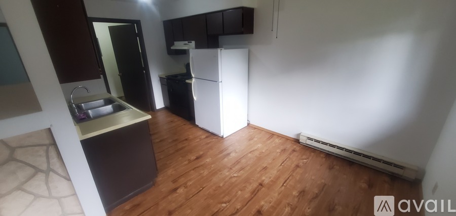 1749 Bainbridge St 2 Beds Apartment for Rent - Photo gallery 5